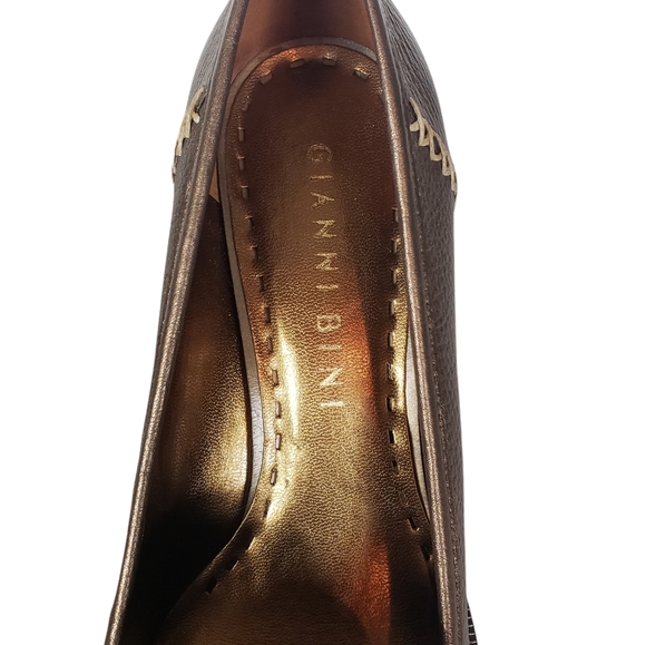 Gianni Bini Bronze Round Toe Block Heels Sz 8.5 Floral Contrast Stitch Workwear - Picture 8 of 12
